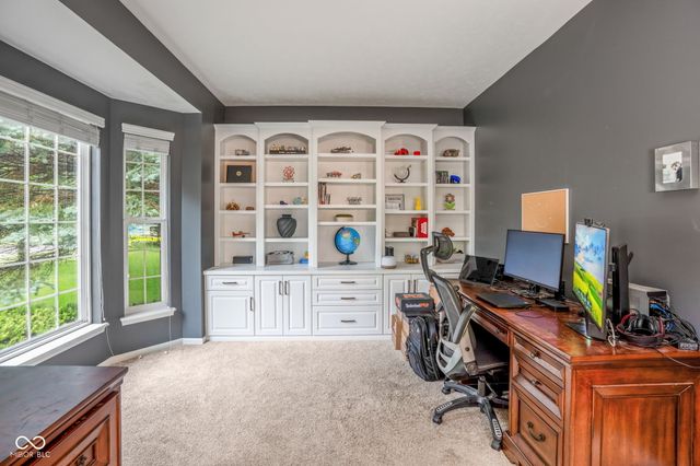 11667 Shadowwood Court, Zionsville, IN 46077