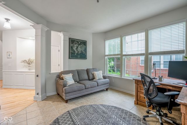 11667 Shadowwood Court, Zionsville, IN 46077