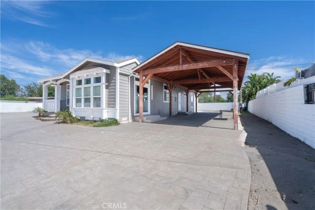 2203 Portola, San Bernardino, CA 92407