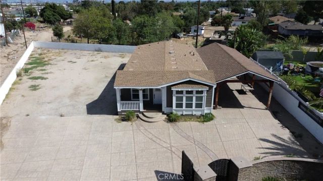 2203 Portola, San Bernardino, CA 92407