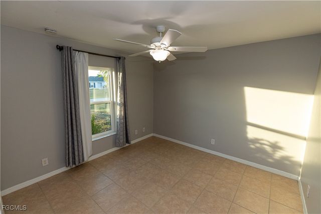 3073 NW 4th AVE, Cape Coral, FL 33993