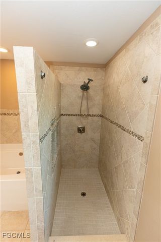 3073 NW 4th AVE, Cape Coral, FL 33993