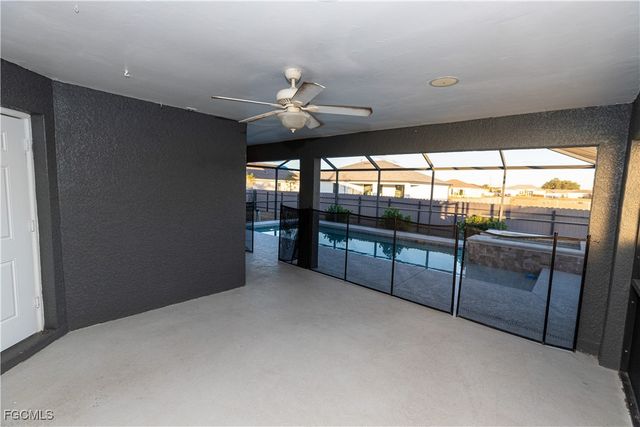 3073 NW 4th AVE, Cape Coral, FL 33993