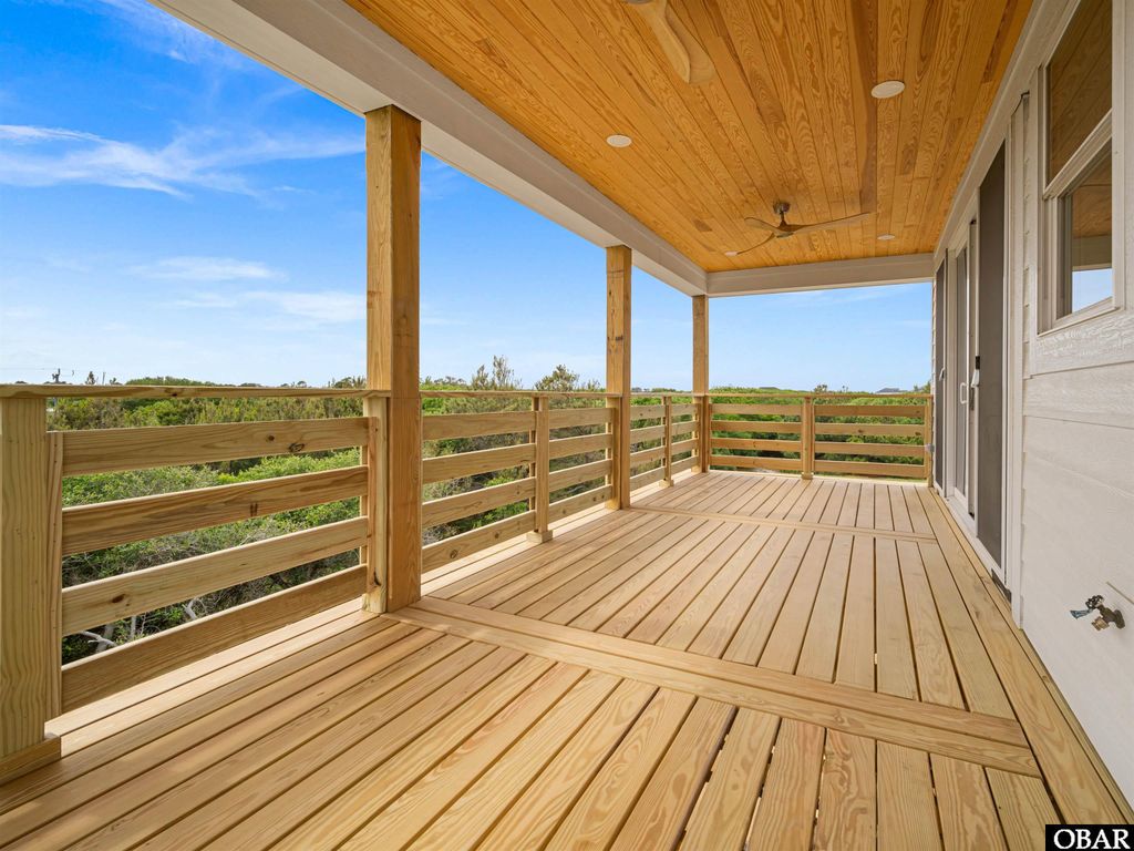 Image 7 of property listing at 2180 Sandpiper Road Lot 8, Corolla, NC 27927