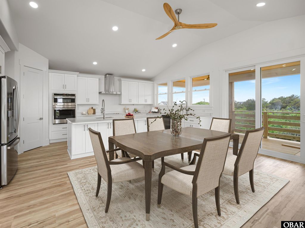 Image 9 of property listing at 2180 Sandpiper Road Lot 8, Corolla, NC 27927