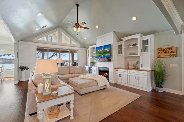 62791 E 316 Road, Grove, OK 74344