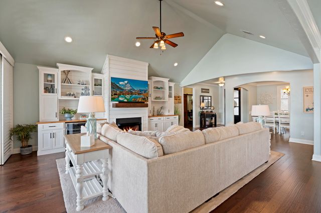 62791 E 316 Road, Grove, OK 74344