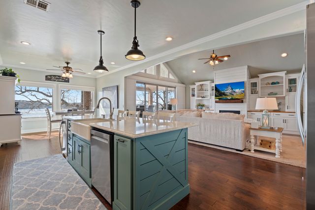 62791 E 316 Road, Grove, OK 74344