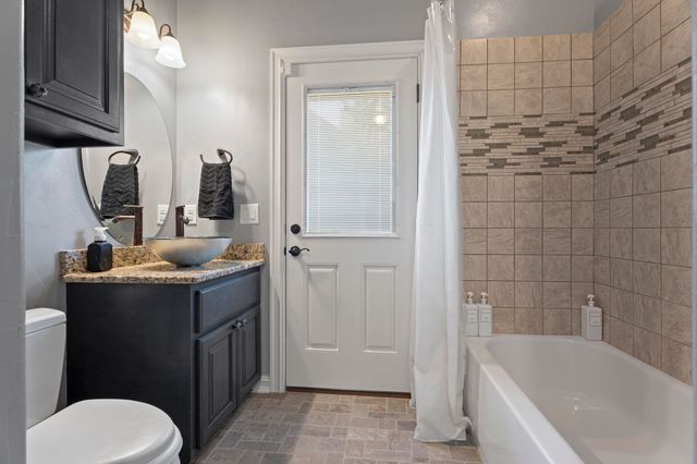 62791 E 316 Road, Grove, OK 74344