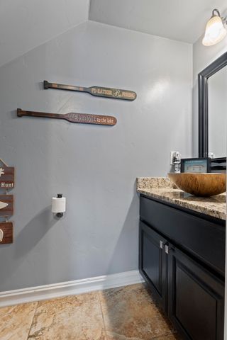 62791 E 316 Road, Grove, OK 74344