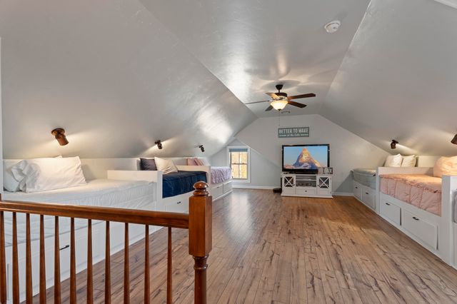 62791 E 316 Road, Grove, OK 74344