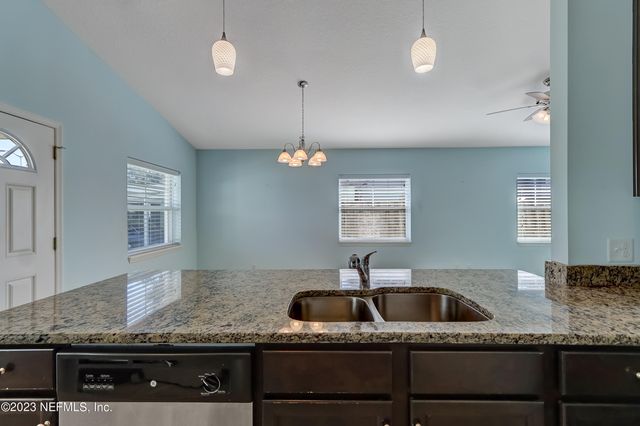 2110 3RD Street, Neptune Beach, FL 32266