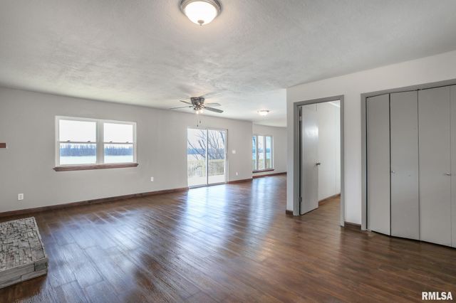 17308 N IVY Lane, Chillicothe, IL 61523