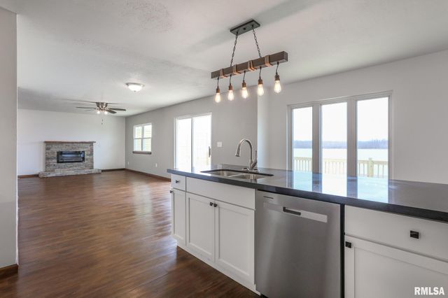 17308 N IVY Lane, Chillicothe, IL 61523