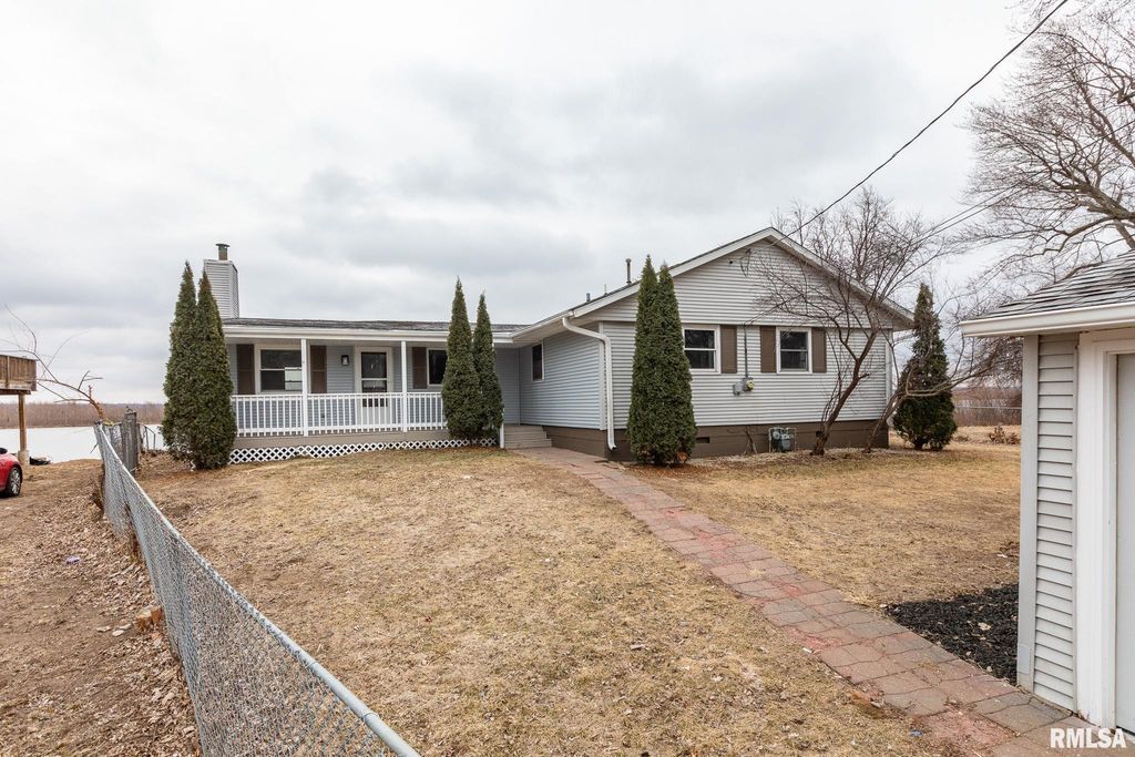 17308 N IVY Lane, Chillicothe, IL 61523