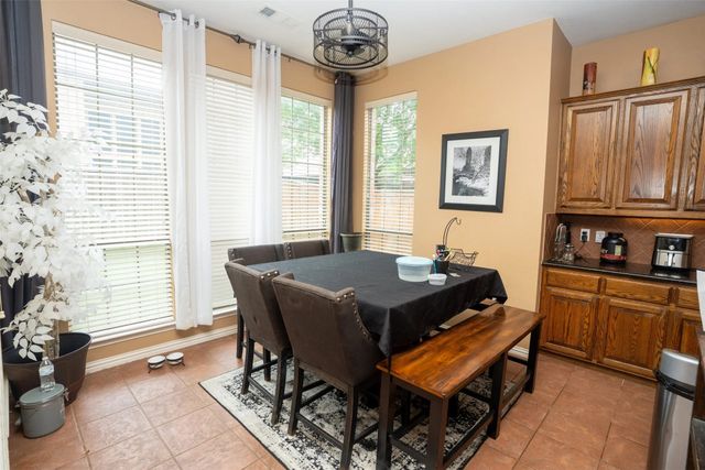 6947 Navigation Drive, Grand Prairie, TX 75054