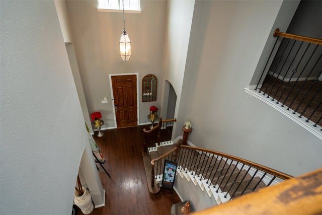 6947 Navigation Drive, Grand Prairie, TX 75054