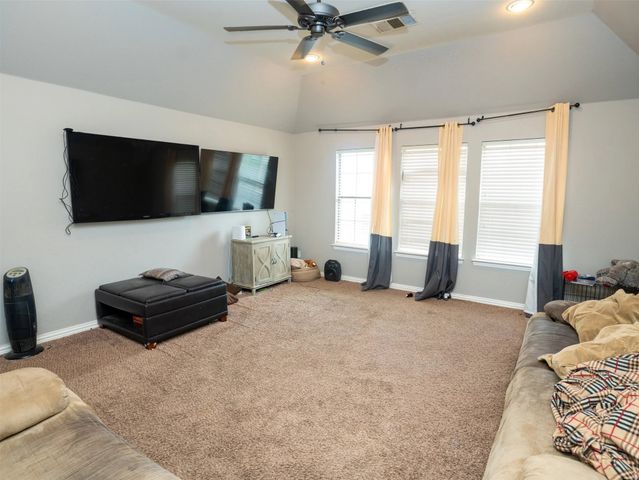 6947 Navigation Drive, Grand Prairie, TX 75054