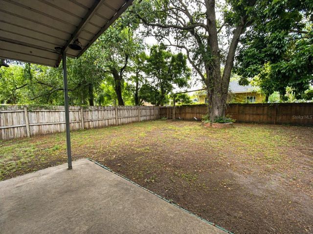 1906 E NEW ORLEANS AVENUE, Tampa, FL 33610