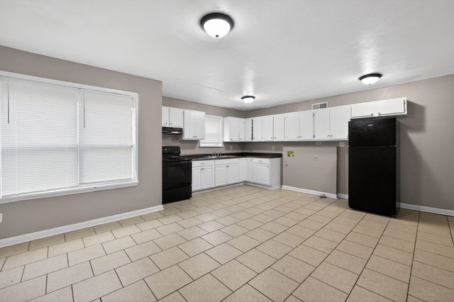 4553 NEELY RD, Memphis, TN 38109