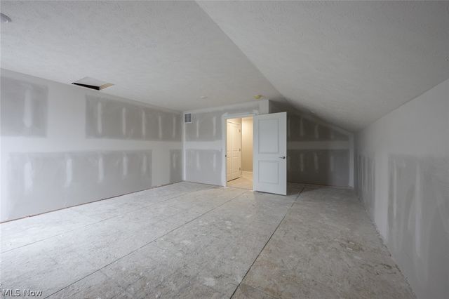 23724 Wally's Way, Columbia Station, OH 44028