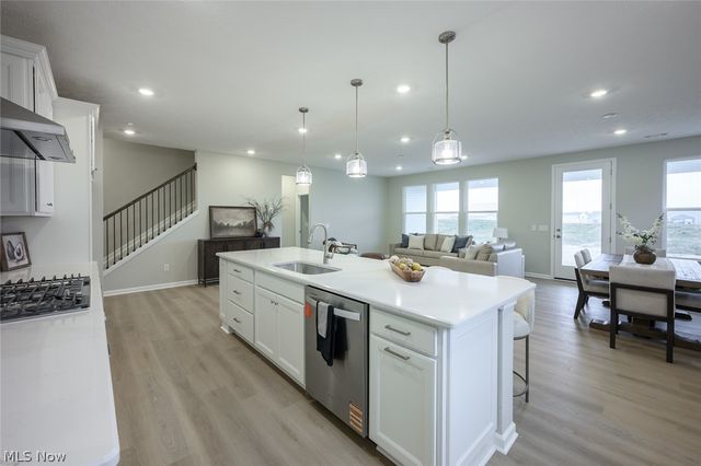 23724 Wally's Way, Columbia Station, OH 44028