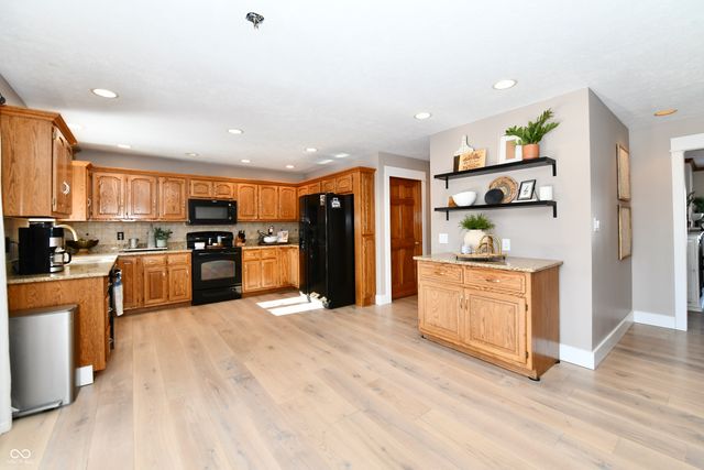 495 Rodeo Drive, Indianapolis, IN 46217