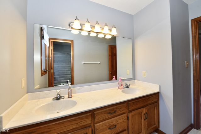 495 Rodeo Drive, Indianapolis, IN 46217