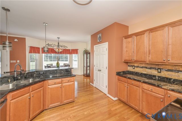 6401 Cookes Farm Dr, Henrico, VA 23231