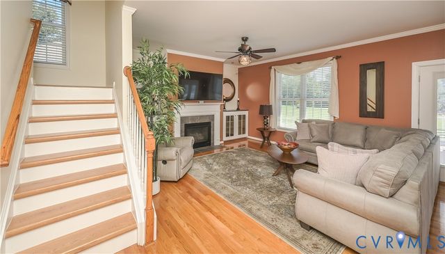 6401 Cookes Farm Dr, Henrico, VA 23231