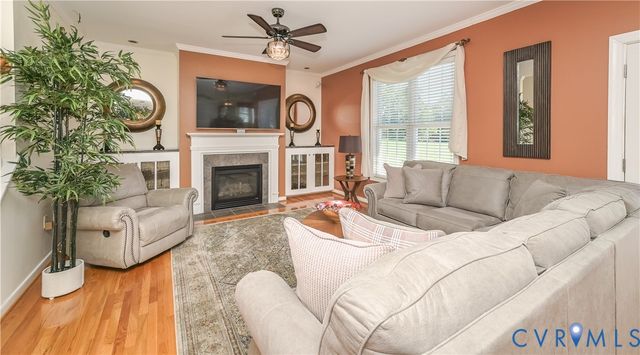 6401 Cookes Farm Dr, Henrico, VA 23231