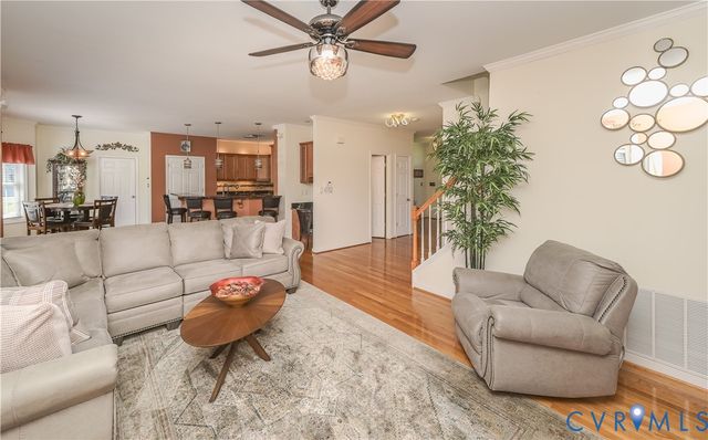 6401 Cookes Farm Dr, Henrico, VA 23231