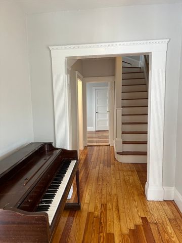 96 Bristol Road 1, Medford, MA 02155