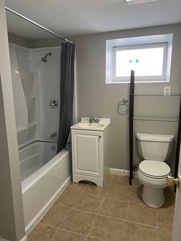 96 Bristol Road 1, Medford, MA 02155