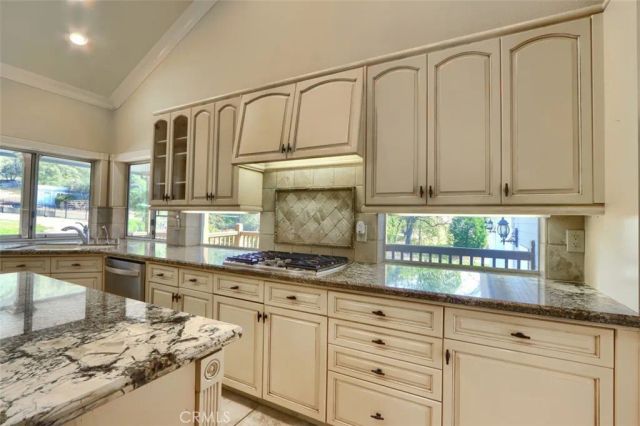 46580 Vista Del Rio, Oakhurst, CA 93644