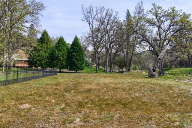 46580 Vista Del Rio, Oakhurst, CA 93644