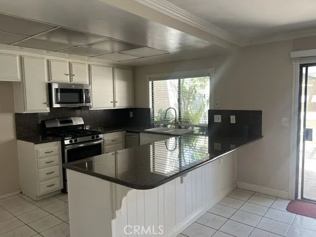 1464 Camelot Drive, Corona, CA 92882