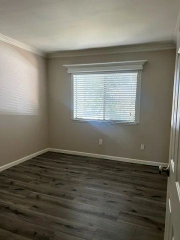 1464 Camelot Drive, Corona, CA 92882