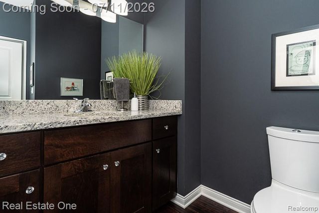 1067 Newgate Court, Oakland Charter Township, MI 48363