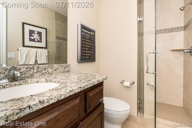 1067 Newgate Court, Oakland Charter Township, MI 48363