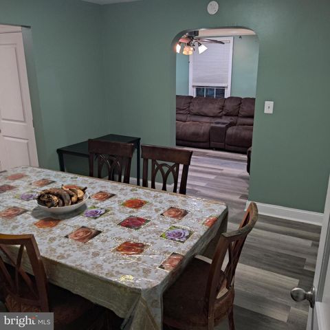 2 SENECA DR, Oxon Hill, MD 20745