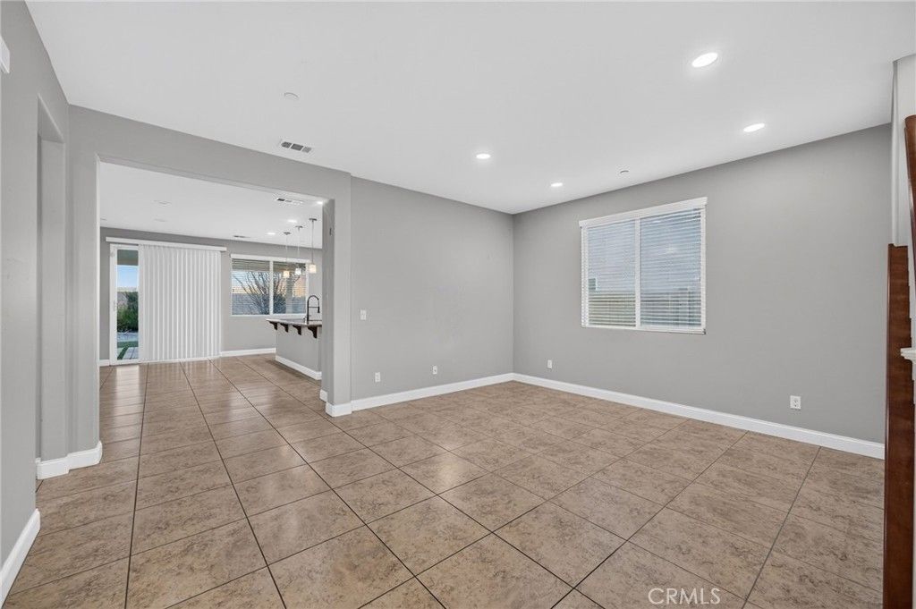 34946 Manu, Winchester, CA 92596 — photo 4