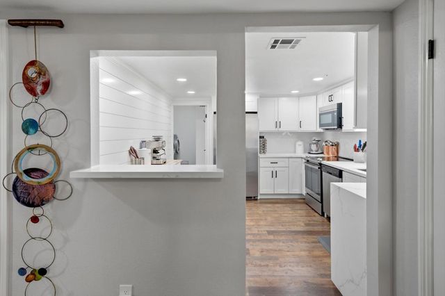 1655 S Beverly A, Palm Springs, CA 92264