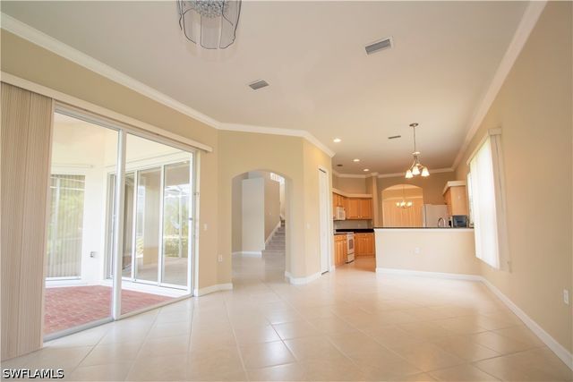 3327 Sandpiper WAY, Naples, FL 34109