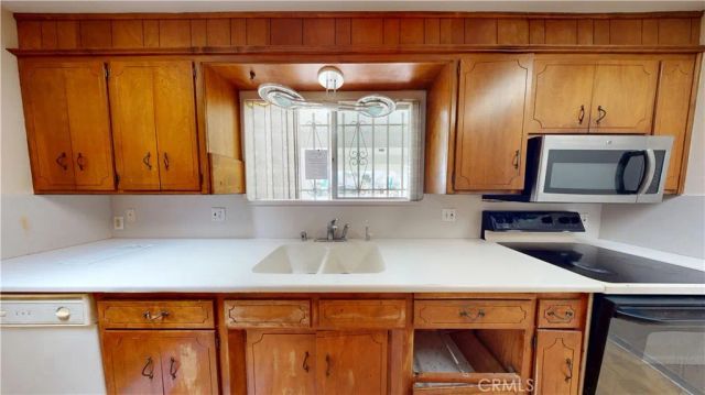 326 E 7th, San Jacinto, CA 92583