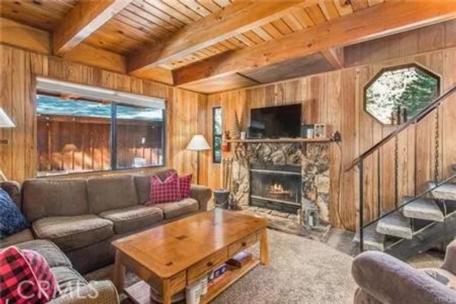 42962 Dogwood Drive, Big Bear Lake, CA 92315