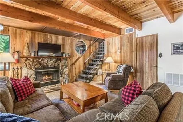 42962 Dogwood Drive, Big Bear Lake, CA 92315