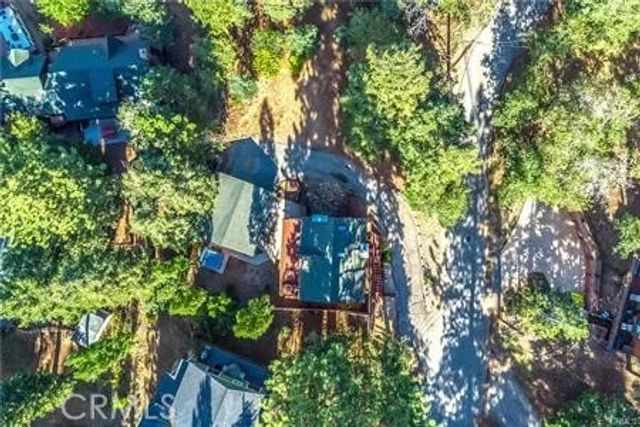 42962 Dogwood Drive, Big Bear Lake, CA 92315