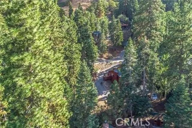 42962 Dogwood Drive, Big Bear Lake, CA 92315