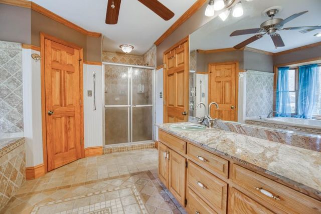 2720 Bay Ridge Drive, Loganville, GA 30052